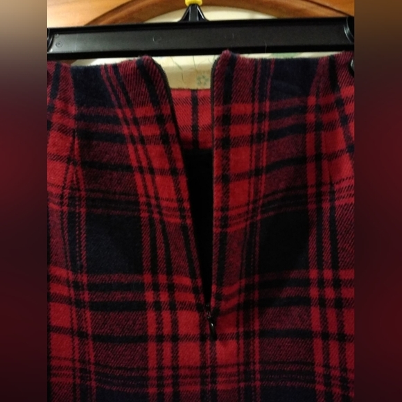 Beautiful Designer "Catholic School Girl" Mini Skirt by Elliot Lauren - size 2 - Picture 5 of 11